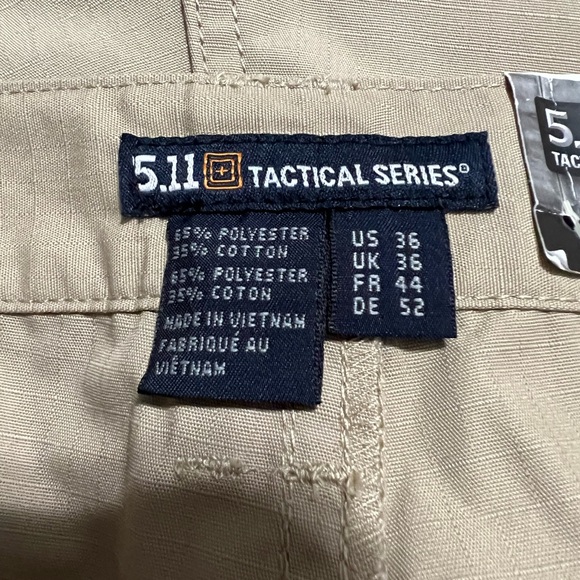 NWT 5.11 Tactical Searies 11" Tan Pro Short Cargo Rip Stop Size 36 - Picture 3 of 8